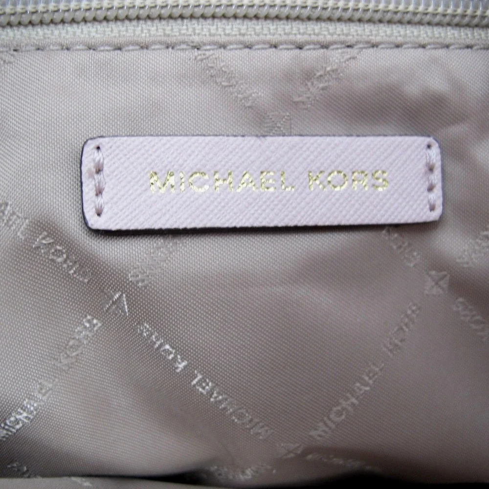 Michael Kors Jet Set Medium Travel Carryall Tote Bag Purse Light Pink‎